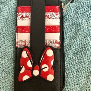 Disney Park Original Minnie Mouse wallet